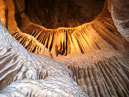 cave-wall-australia