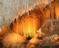 australia-cave-lights